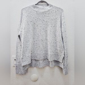 Calvin Klein Womans Sweater.